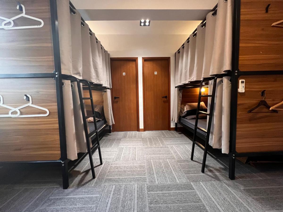 Urban Pack Hostel Hong Kong Exterior photo